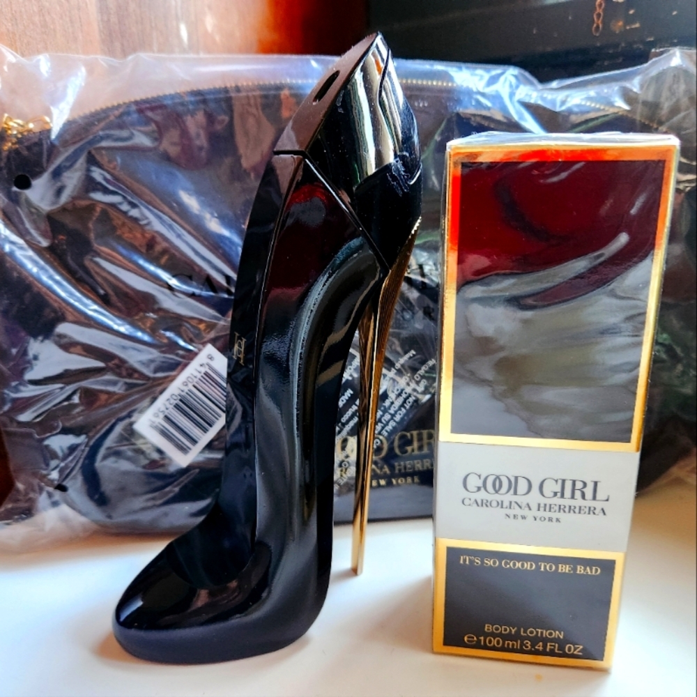 Good girl Carolina herrera bundle set
